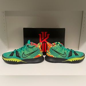 Kyrie weatherman’s size 10 mens